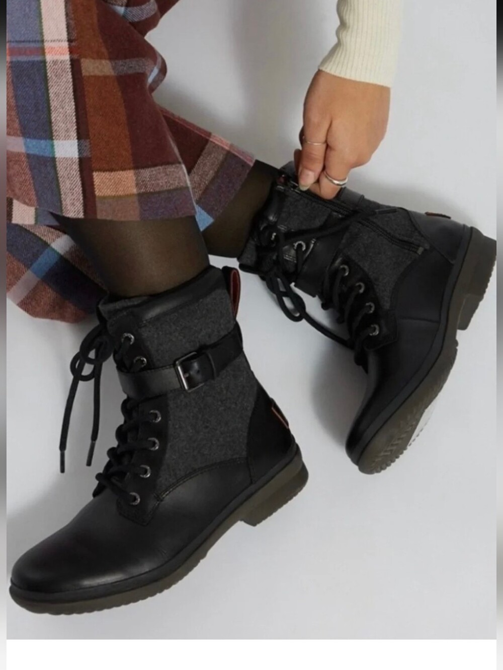 UGG Kelsey Combat Boots Leather Black Gray Wool Lace-Up Buckle